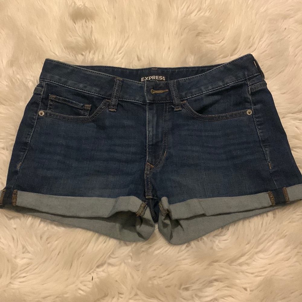 Express shorts